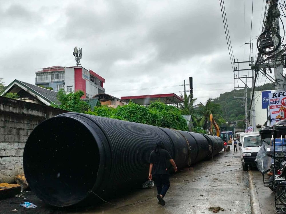 Large HDPE drainage pipe